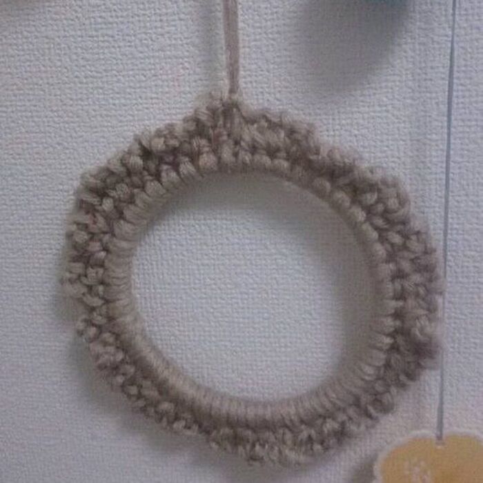 ダイソーの丸手持ちを使って!シュシュリース