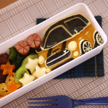 黄色のクルマのキャラ弁当Ⅱ(男の子・彼氏・パパ弁当にも)