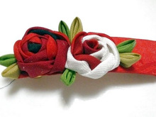 バレッタにつまみ細工をのせて!ヘアアクセサリーを自作!