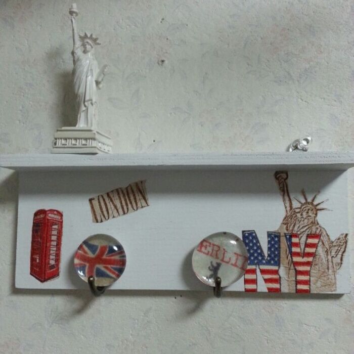 100均のグラスマーブルにデコポッジ!オリジナルフックで世界一周~