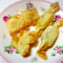 おつまみにもおやつにもオススメ!さばとチーズのワンタン揚げ♪