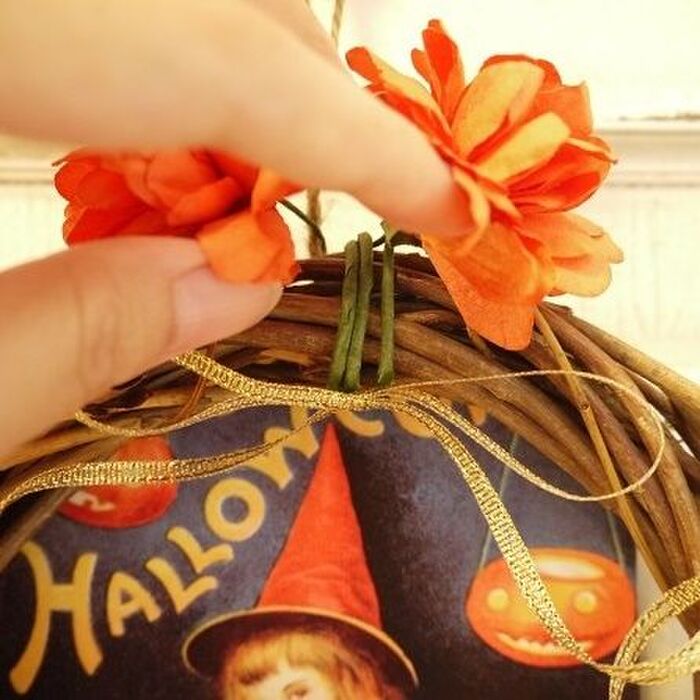 針金を巻き付けていく