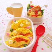 毎日の!!お弁当レシピ「ナポリタン風オムライス弁当」