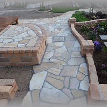 外構DIY☆レンガ花壇・天然石乱張りテラス・小路のコラボ~前編