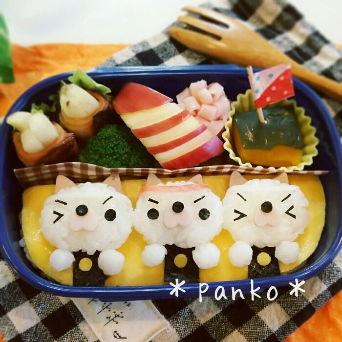 運動会♪白ねこ応援団のお弁当/キャラ弁