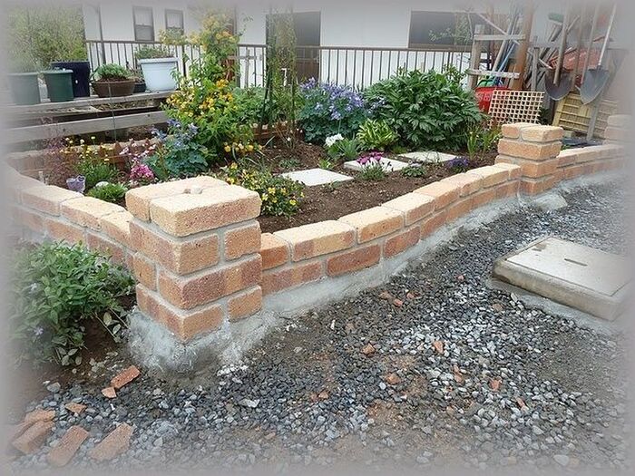 ~レンガの目地入れ~