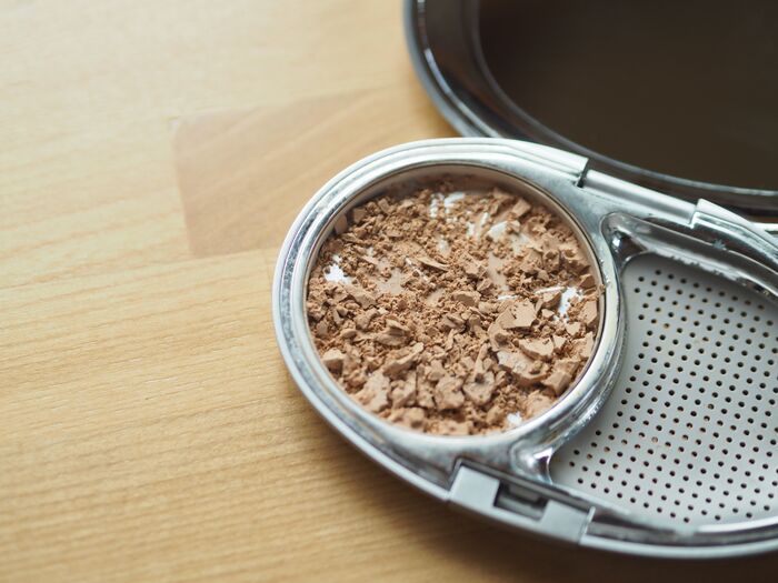 2、粉々になったファンデーションが見事復活!