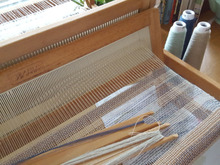 卓上手織り機で作る!アンティークな風合いのスカーフ