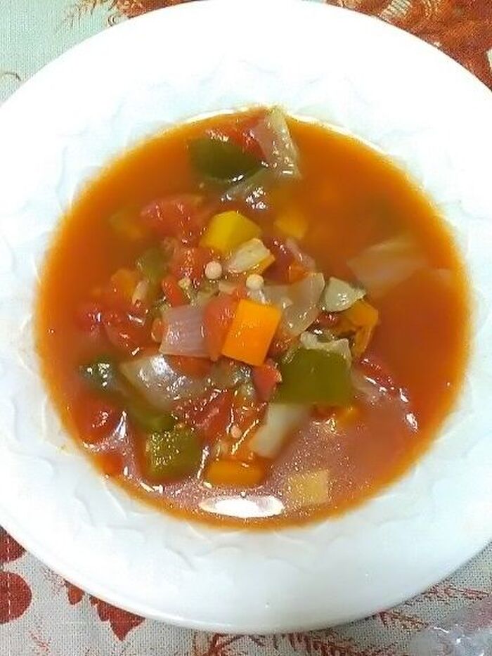 野菜たっぷり!圧力鍋で作る簡単♪ヘルシースープ