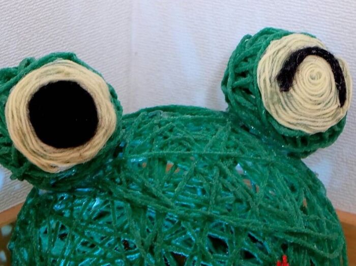 顔のパーツを作る