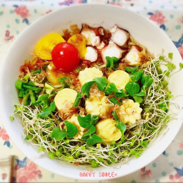 子供も大好き♡たこ焼き風のお花畑ラーメン♡