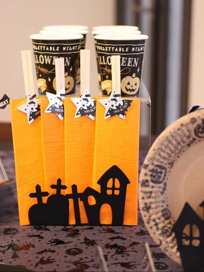 100均アイテムを一工夫!ハロウィンを楽しむテーブルコーディネートアイデア!