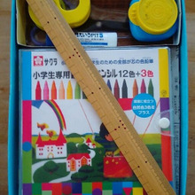 小学生のお道具箱の中を牛乳パックの仕切りで使いやすく!