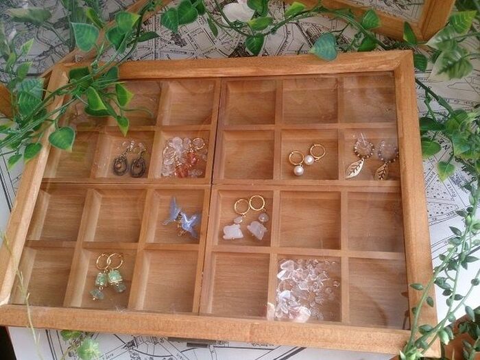 セリアで作る標本箱みたいなアクセサリーボックス