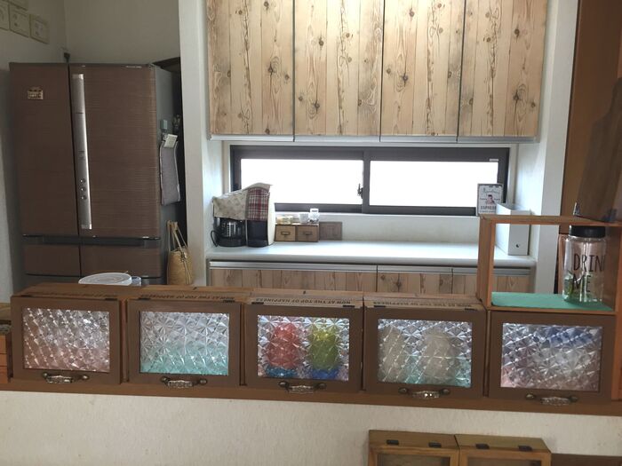 100均グッズで☆おしゃれで動線を考えた便利な食器(コップ)棚