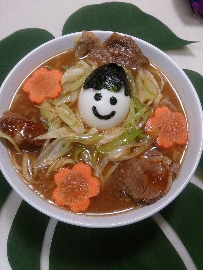 ラ王袋麺でデコレシピ!ネギ坊やの味噌ラーメン