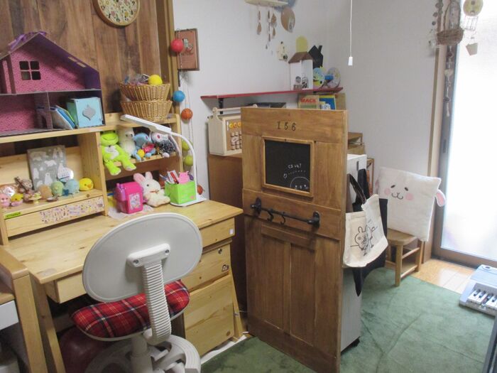 カラーボックスで子供部屋をセパレート収納!!