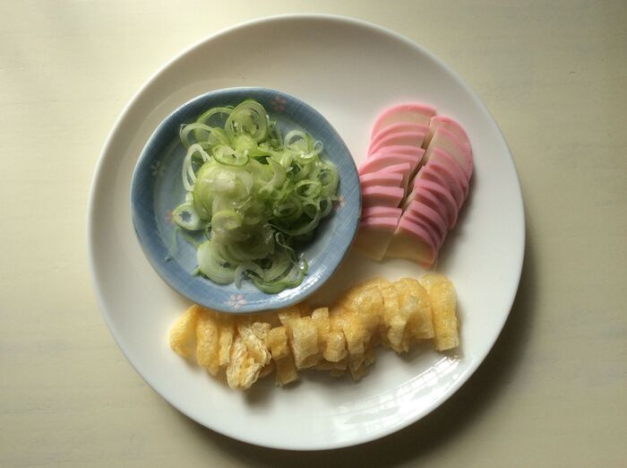 材料を カットします♪