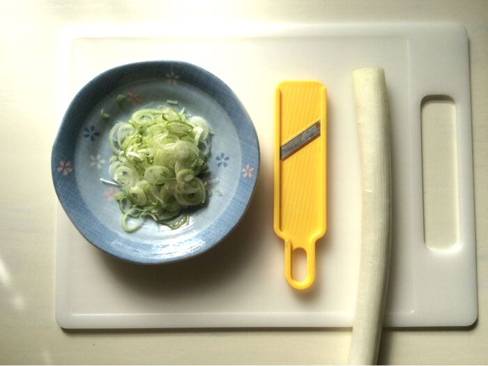 おすすめ便利グッズ♪ダイソーの ミニ スライサー♪