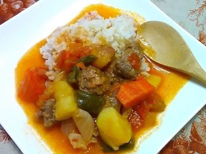超簡単!時短!圧力釜で作る肉団子と沢山の野菜のトマト煮