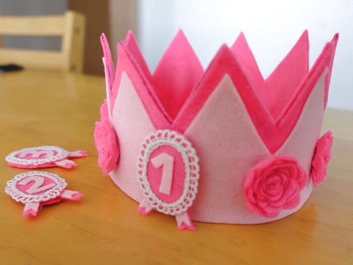 フエルトで作る、お花のベビークラウン☆王冠