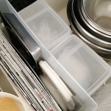 キッチン用品を省スペース収納! 100円SHOPの書類ケースで空間を使いきるコツ