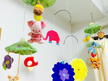 想い出のオルゴールメリーのマスコットをモビールにリメイク!