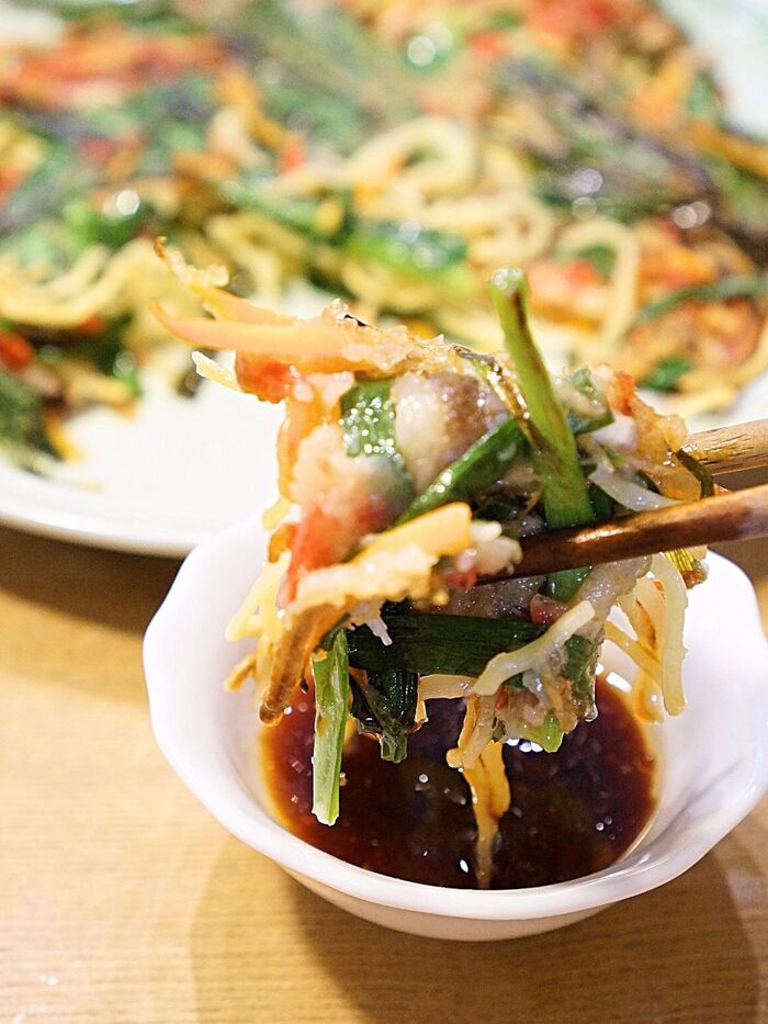 ラ王袋麺醤油味1袋で2枚出来ちゃう♪パリパリもちもち「モダンちぢみ焼」