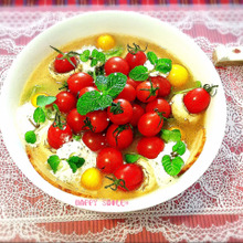 日清ラ王☆豚骨醤油味♪新発見!生クリームのデコレーションケーキ風ラーメン♡