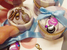 ペットボトルキャップで小物作り