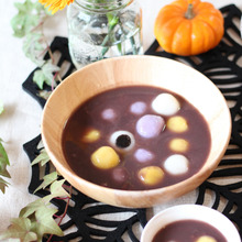 ハロウィンカラーの白玉汁粉