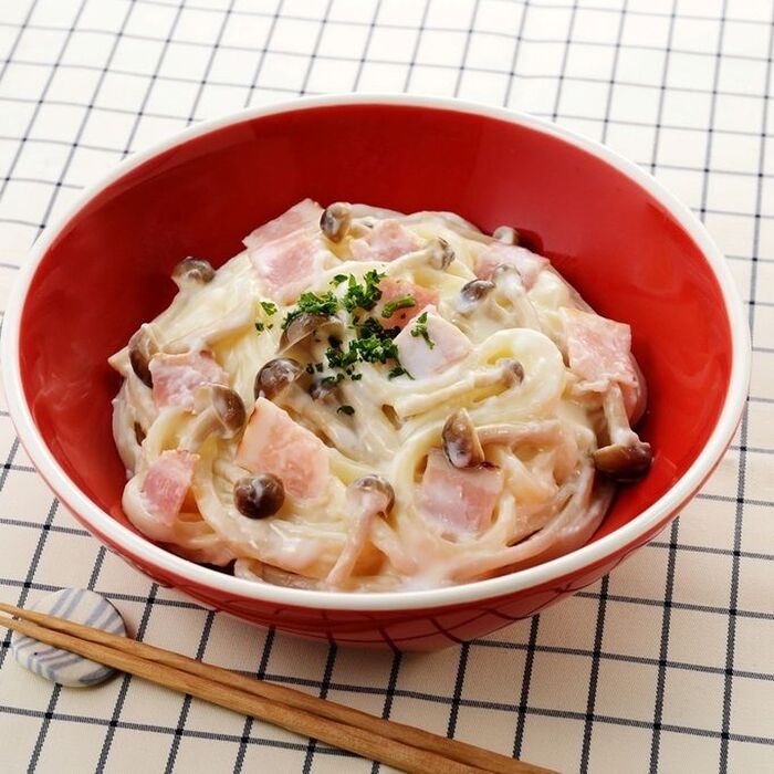 きのこを使った秋レシピ「グラタン風うどん」