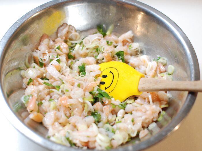 材料をまぜまぜ