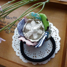 エコキャップで簡単&かわいい「お花のヘアアクセ」