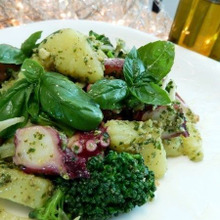 10分で完成!たことジャガイモブロッコリーのジェノヴェーゼソース和え