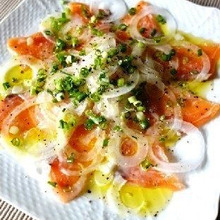 お皿で完成!サーモンのカルパッチョ