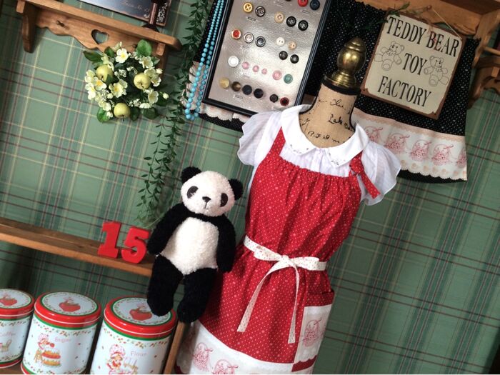 ラブリー♡キュートな♡赤の エプロン♡