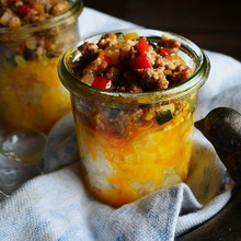 アルモン・デ・肉そぼろたまごかけご飯