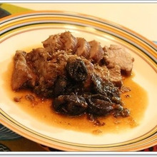 圧力鍋で作る♪煮豚とプルーンの煮込み☆