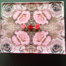 ダイソーのフタ付きプラスチックケースをデコパージュでリメイク❣️