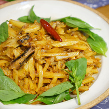 千切りポテトとオイルサーディンでカルシウム満点!お子さん喜ぶカレーポテト炒めのレシピ