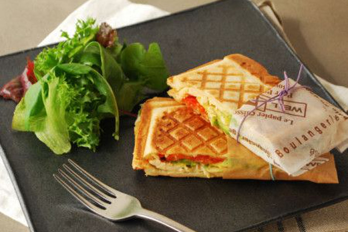 ホットサンドレシピ22選!朝食、軽食、ピクニックにも活躍♪おすすめホットサンドメーカー情報も