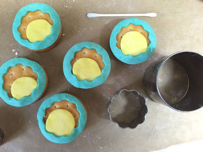 周りのリースを作る