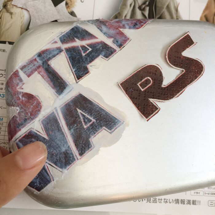 作り方3:デコパッチのりでペーパーを固定する