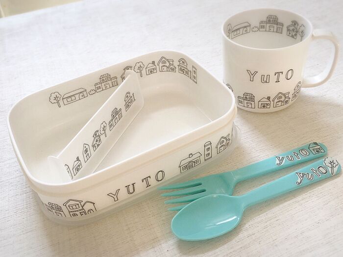 優秀!セリアの折り紙でデコパージュ♪ナチュラルかわいいランチグッズの作り方