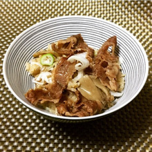【仕込み3分】あまった焼き肉のタレで作る炊き込みご飯が美味しすぎる♡