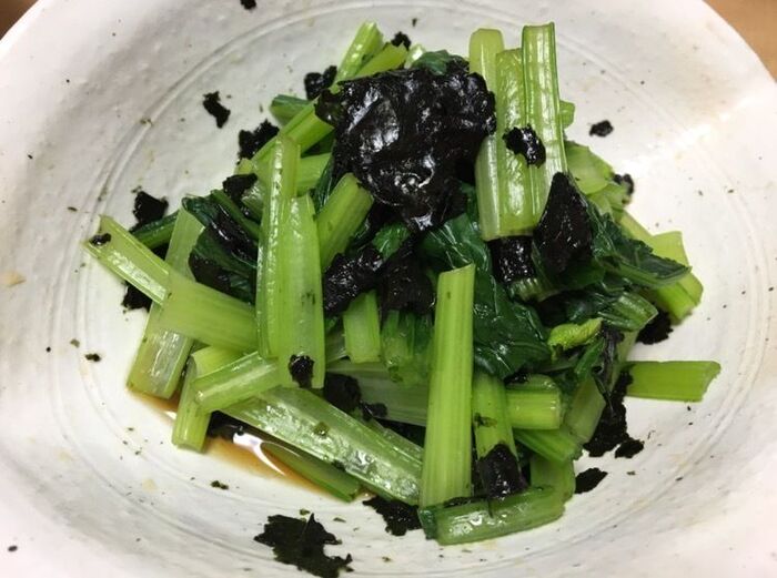 節約レシピ☆簡単3分で作れる小松菜のお浸し