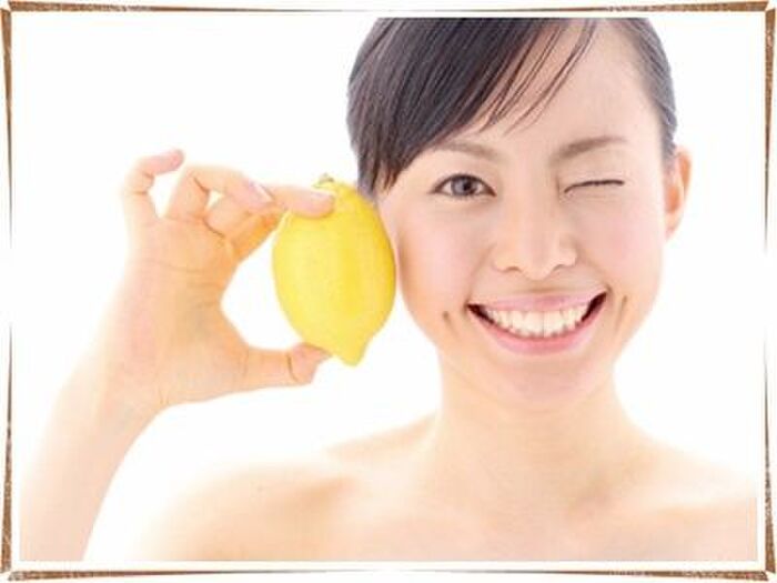 シミやそばかすだけじゃない?肌の乾燥にもアプローチするビタミンCのパワー
