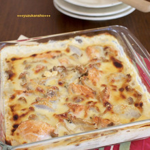 ご飯にも合う 鮭と里芋の味噌グラタン