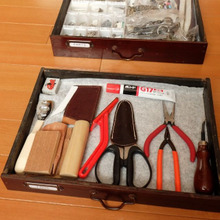 お部屋のインテリアチェンジ②道具と材料の整理~革のおうち工房を作る!~